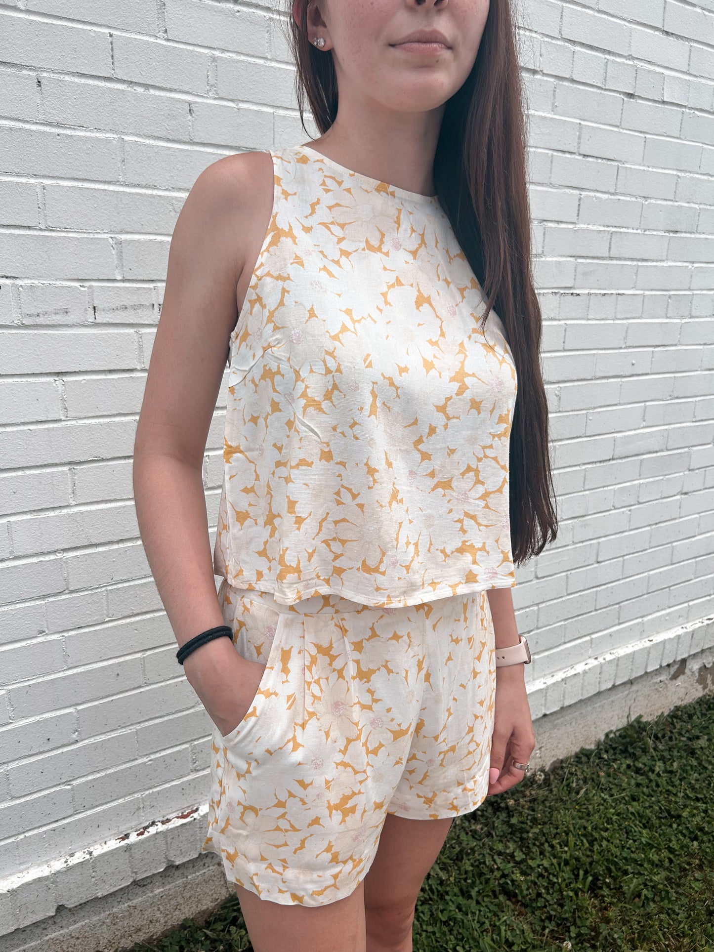 Daisy Linen Shorts