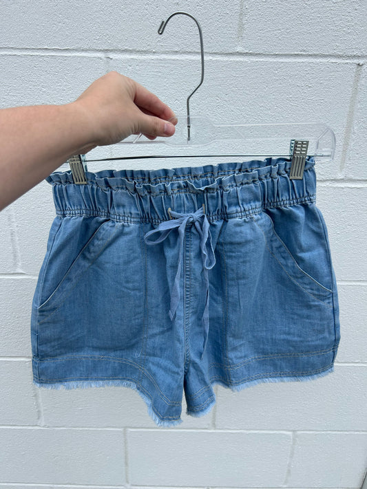 Elastic Waistband Shorts